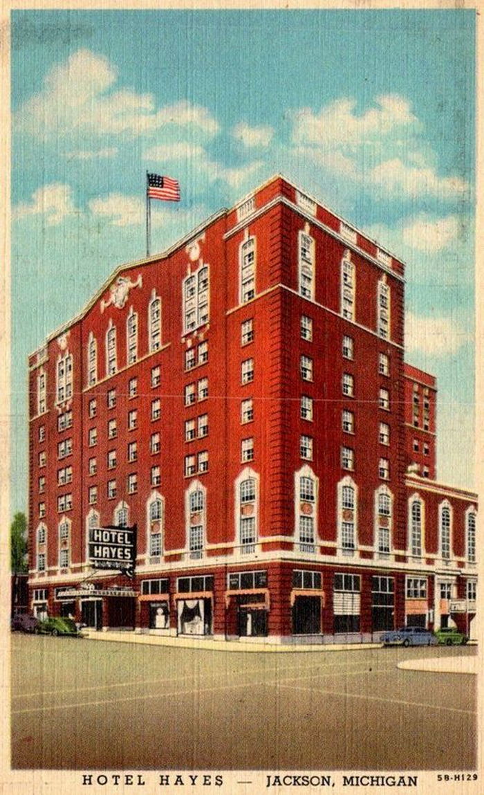 Hotel Hayes - Vintage Postcard